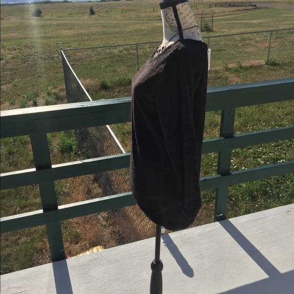 (Last one )🆕 SOFT FUZZY Sweater - Picture 5 of 6